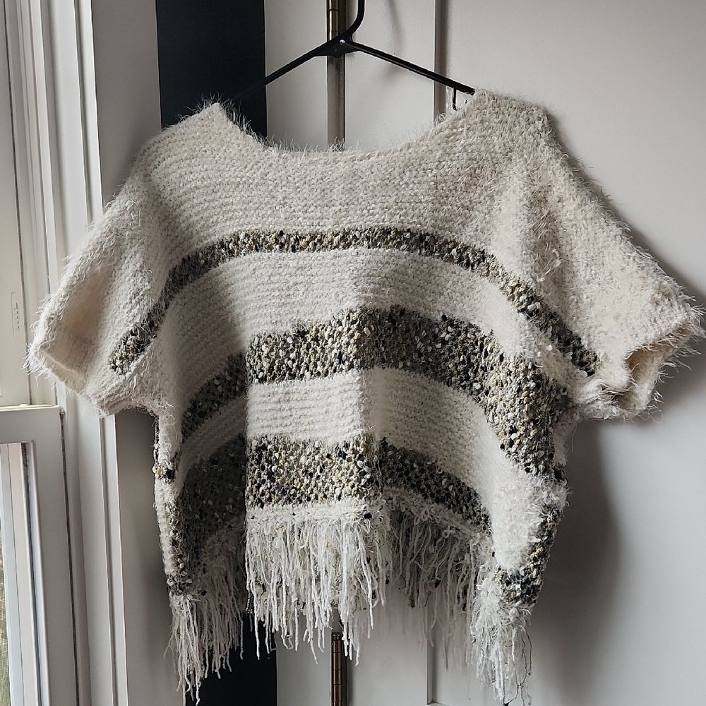 Moth (Anthropologie) Women's Cream and Black Sweater